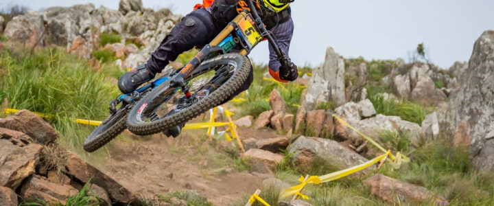 Le gare di mountain bike elettriche affrontano nuove regole Le gare di mountain bike elettriche affrontano nuove regole